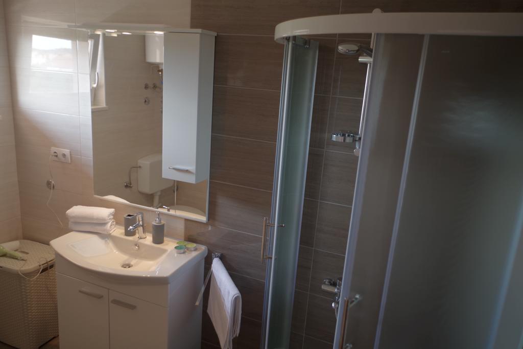 Villa Palas Apartments Rogoznica  Chambre photo